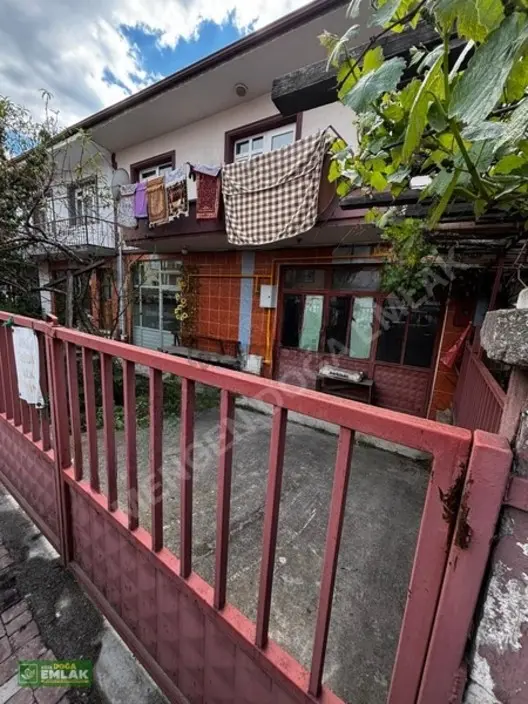 Mengen Merkezde Kiralık 100 M² Geniş İşyeri 2