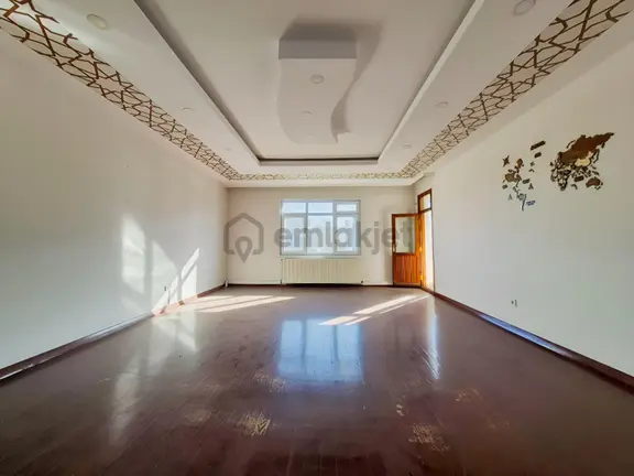 Marmara Park Yanı E-5 Cephe 3+1 160m2 Kiralık Daire 1