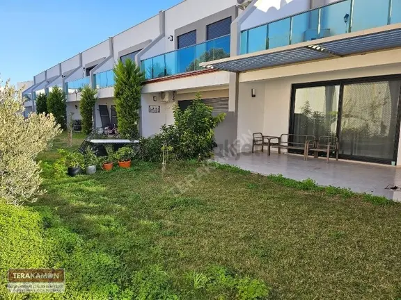 İzmir Çeşme Dalyan Havuzlu Sitede Bahçeli Kiralık Rezidans Daire 1