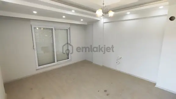 Sarılar Mahallesinde 2 Kat Satılık 3+1 Daire 1