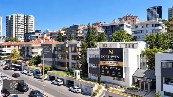 Luxxus Northwestten Uğur Mumcuda Komple Kiralık Bina 2