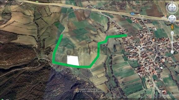 Yola 100 Metre Cepheli Çok İyi Konum 1