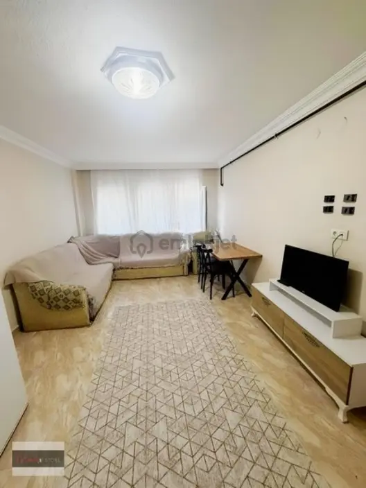 Depozitosuz Üniversite Yakın Bahçe Katı Balkonlu Eşyalı 1+1 Apt 1
