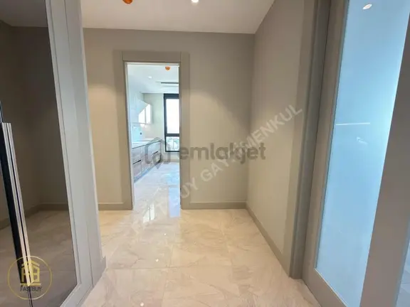 Evora İzmir Deniz Manzaralı Satılık 4+1 Müştemilatlı Daire 2