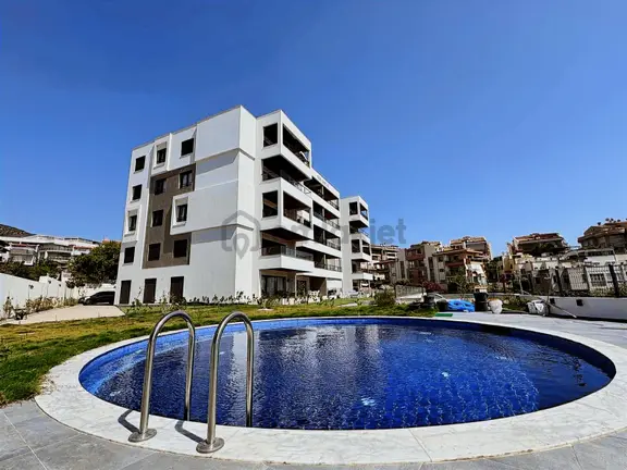 Marina' Da Lüks Rezidansda Deniz Manzaralı 3+1 Daire ! 1