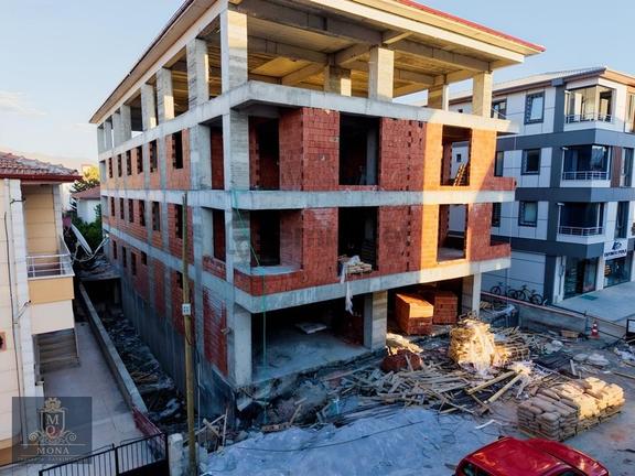 Mona'dan Şehir Merkezinde Geniş 100 M² Satılık Dükkan 2
