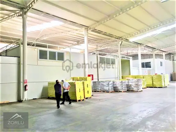 Zorlu Gayrimenkul'den Organize Sanayi'de Kiralık Aylık 3000m2 1