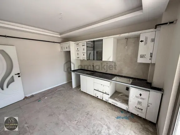 Yüksel Şahin Den Sille Ak Da Cadde Cepheli Ara Kat 3+1 Sıfır Daire 2