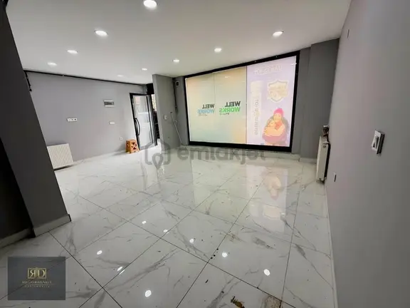 Rd'den Kazandıran Lokasyon Cadde Üstü Düz Giriş Kiralık Dükkan 1