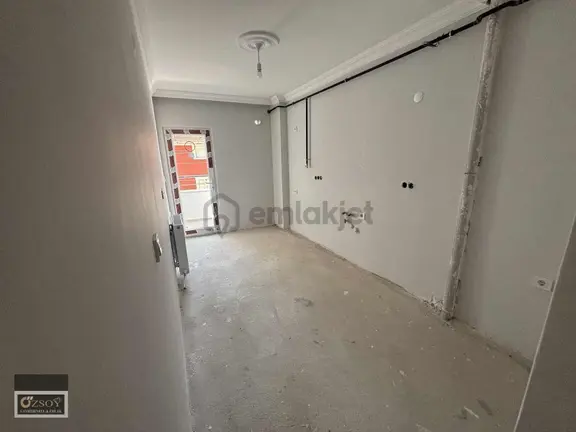 Yenimahallede E5e Marmaraya Yakın 2+1 Ara Kat 2