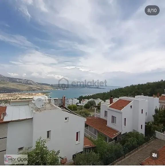 Morçiçek'ten Arko Sitesinde 4+1 Eşyalı Deniz Manzaralı Tripleks 1