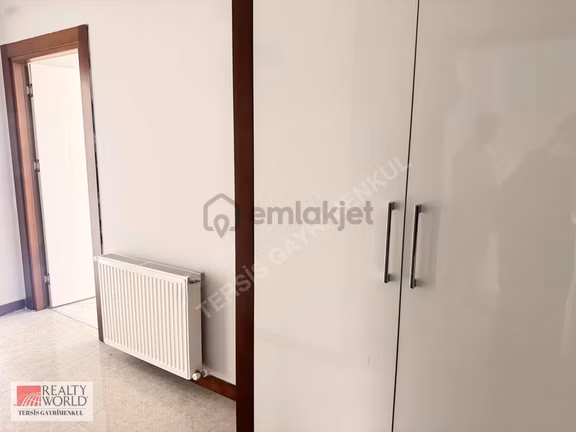 Rw Tersis'den Kırklarsırtı Mahallesinde Kiralık Daire 2
