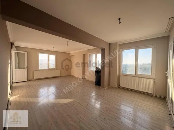 Msgden Hasanağa Parkı Karşısında Site İçerisinde Ferah 2+1 Daire 2