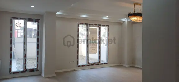 Avcılar Cadde Üstü Kiralik Home Ofis 1