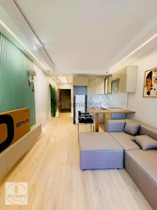 Metrobüse Yakın Sıfır Eşyalı 1+1 Site İçi Daire ! 1