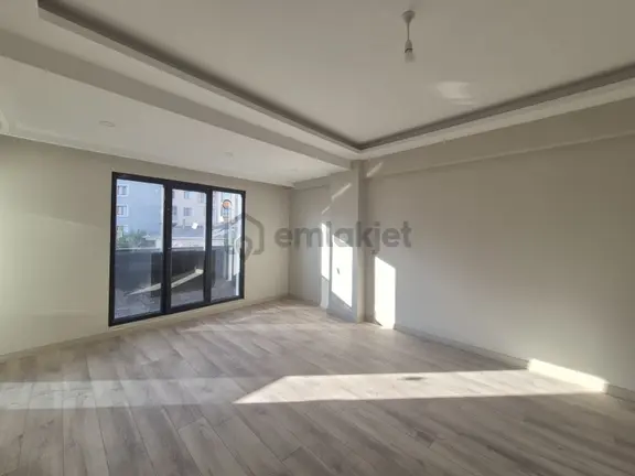 Merkez18den Yatırımlık Esatpaşa Merkezde 1+1=55m2 Daire 1