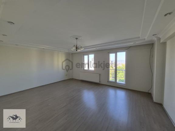Selçukbeyde 3+1 Kiralık Geniş Ferah Lüks Daire 2