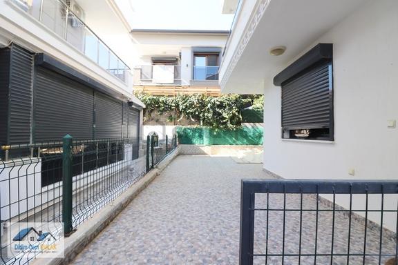 Efeler De Müstakil Havuzlu Eşyalı Kiralık 3+1 Triplex Villa 2