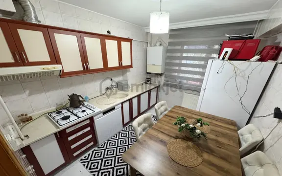 Kuşcağız Gazeller Cadde Yakını Kat Konumunda 2+1 Daire 1