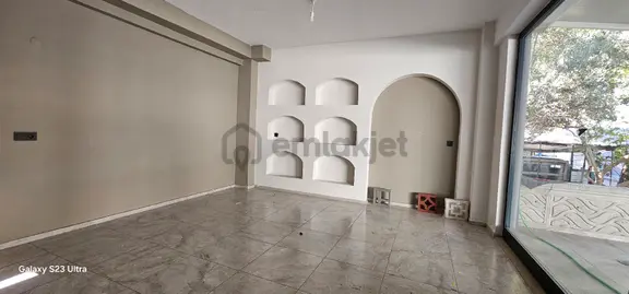 Ayb Gayrimenkulden Pazaryerinde Kiralık Dükkan 2