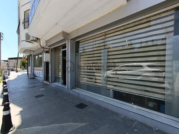 Osmangazi Caddesi Üzerinde Satılık Dükkan 2