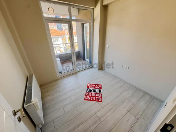 Merkezde İçi Yapılı 2+1 Kiralık Daire--- Burcu Emlaktan--- 2