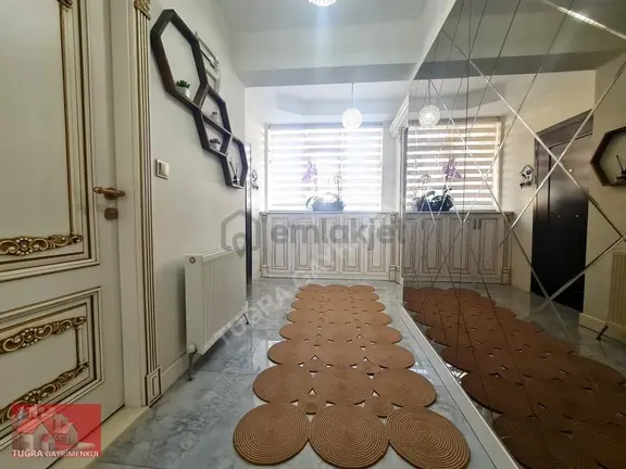 Ayyıldız Mh De 3 Katlı Kapalı Otopark-özel Yapım 7+2 Lüks Villa 1