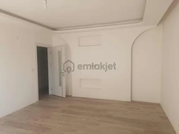 Korkuteli Karşıyaka Mh Kiralık 2+1 Daire Asansörlü 2