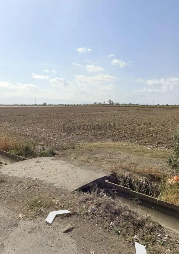 Menemen Tuzçulluda Yola Cepheli Yatırımlık Tarla 2