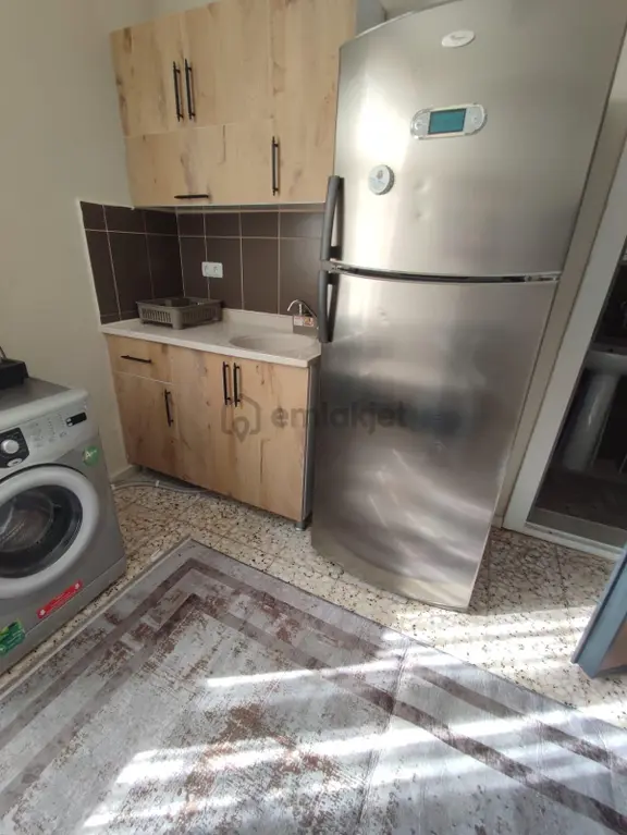 Adana Seyhan Barajyolu 1+1 Eşyalı 5 Katlı Binanın 5.katı Kiralık Daire. 1