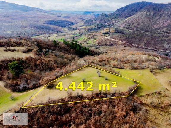 Manisa Demirci Gömeçler Mahallesinde 4.442 M² Müstakil Tarla 2