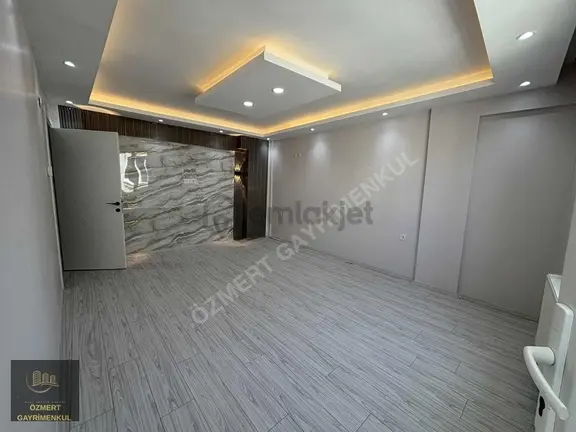 Buca Yenigünün En Güzel Sokaklarından Birinde Full Yeni 3+1 2