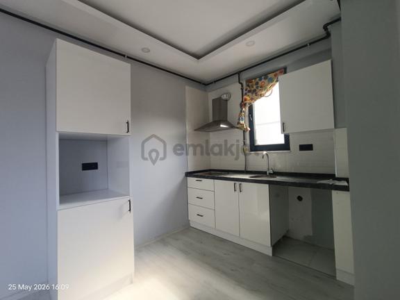 Truva'dan Alanlı'da Uygun Fiyatlı Temiz Geniş 1+1 Kiralık Daire 2