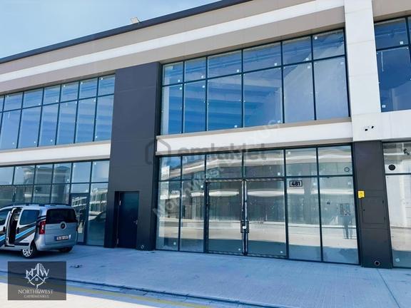 Luxxus Northwestten Mega Şaşmazda Cadde Üstü Satılık Dükkan 1