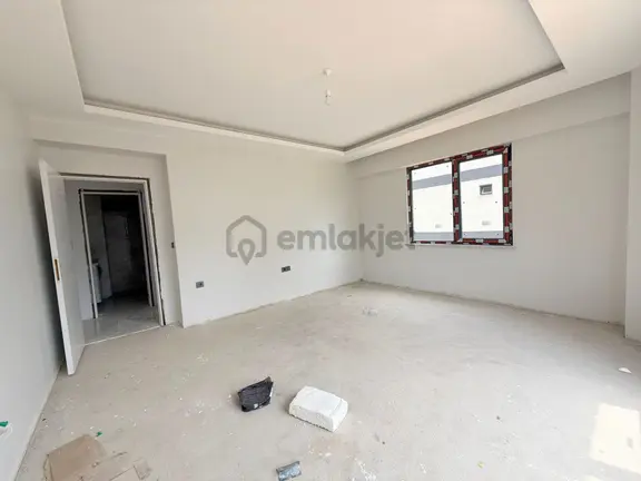 Mertcan'dan Yayalar Mah. Caddeye 1dk Balkonlu Ara Kat 2+1 2