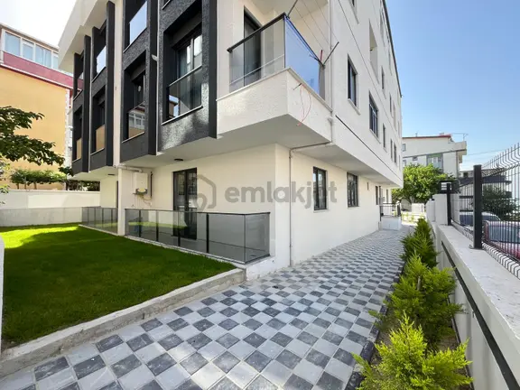 Fevzi Çakmak Mah Satılık Sıfır 50 M² Bahçe Kullanımlı 2+1 Daire 1