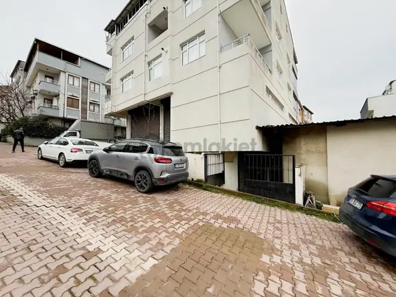 Darıca Pirireis Mah. Tuzla Cad.yakın Satılık 300 M2 İş Yeri 1
