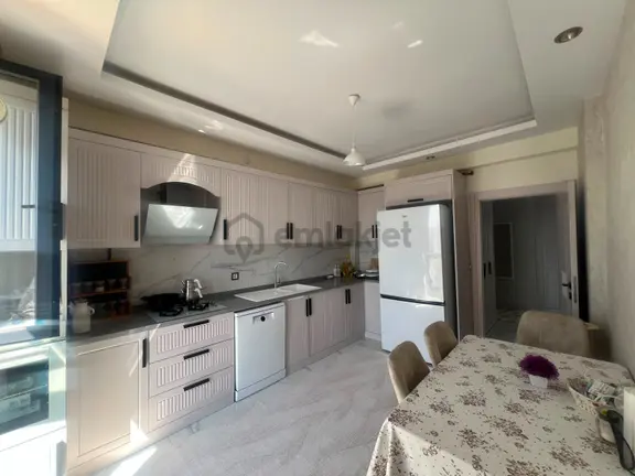 Incom Lıne Gayrimenkul’winston Civarı Satılık 2+1 Daire 1