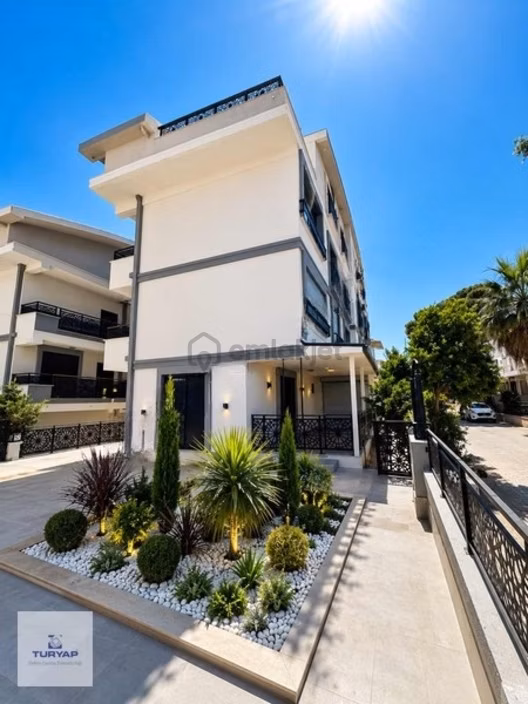 Altınkum Plajına 250 M Ultra Lüks Dubleks Daire 1