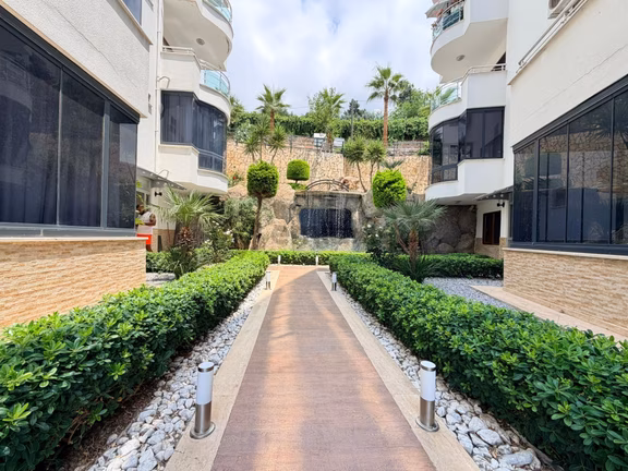 Alanya Mahmutlarda İkamete Uygun Full Deniz Manzaralı 3+1 Satılık Daire 1