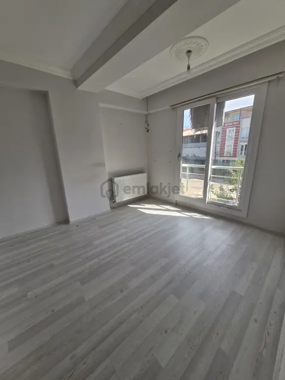 Dyg Danışmanlık Hizmetlerinden Sümer Mahallesi’nde Satılık 1+1 Daire 1