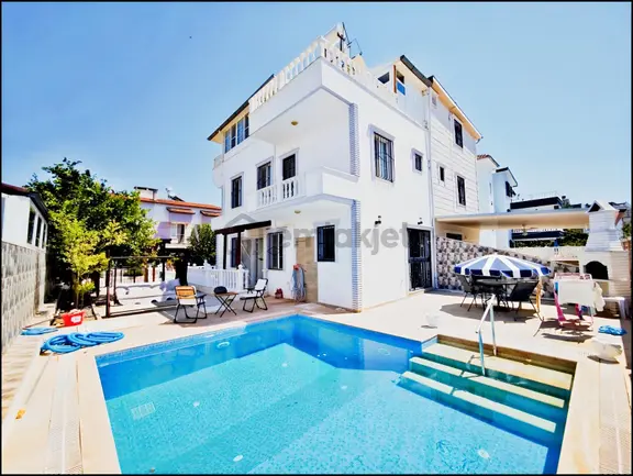 İngilizden Didim Yeşilkentte Denize 250 Mt | Havuzlu Müstakil 1