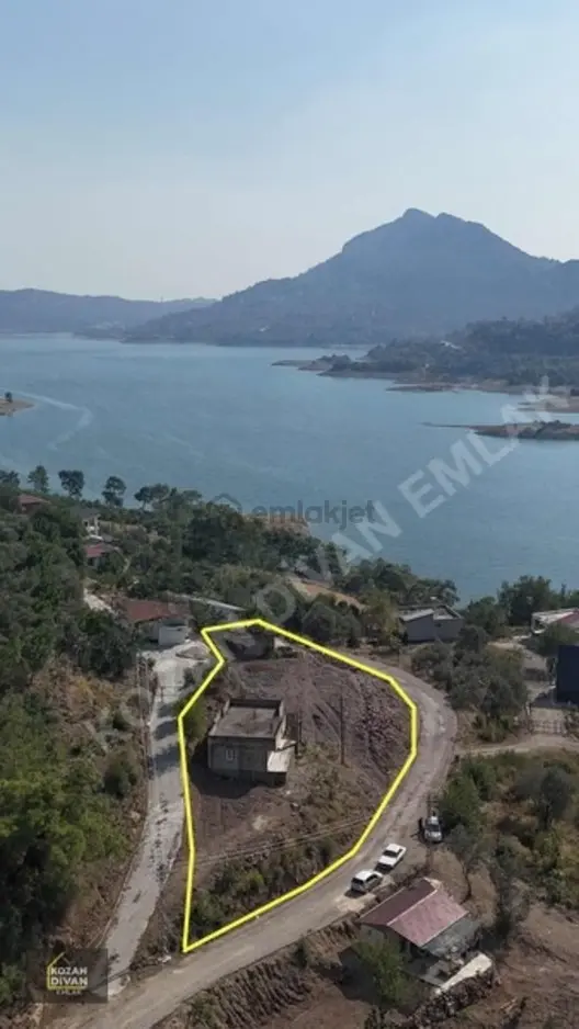Kozan Divan Emlak'tan Baraj Manzaralı 1479 M İçinde Müstakil 1