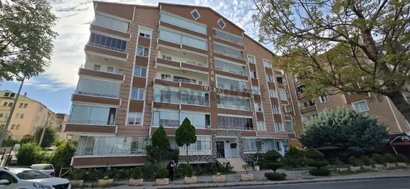 Kentpark'ta Yüksek Giriş 3+1 1