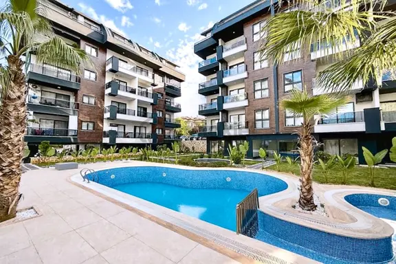 Alanya Oba'da Aktiviteli Butik Sitede Satılık Eşyalı 2+1 Daire 1