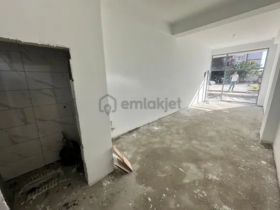 Projemax'tan Hadımköy'de Cadde Üstü Yatırım Fırsatı Dükkanlar 2