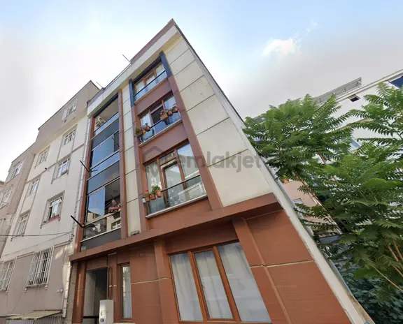 Zeytinburnu Yeşiltepede 9 Yıllık Binada Satılık 6 Odalı Dubleks 2
