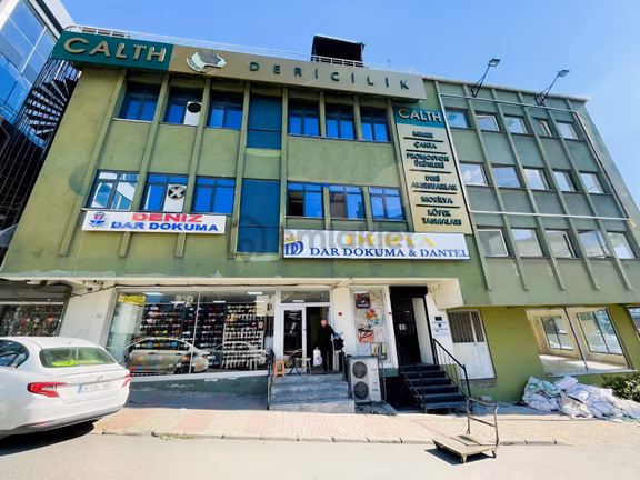Ana Cadde Üzerinde,giriş 300 M² Kiralık Dükkan-mağaza 2