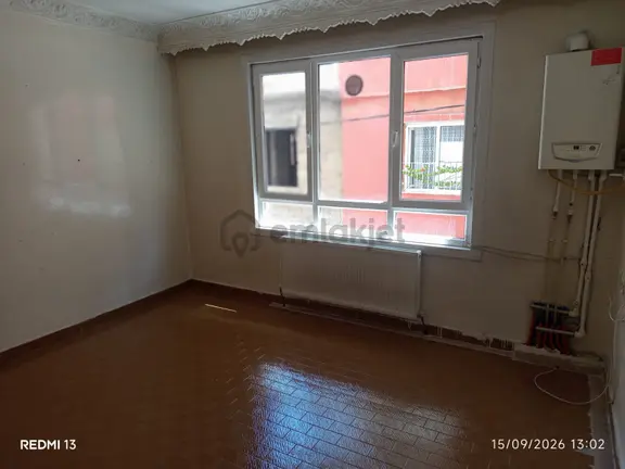 Yakup Göymenden Konak Mah Kiralık 3+1 Doğalgazlı Daire 2