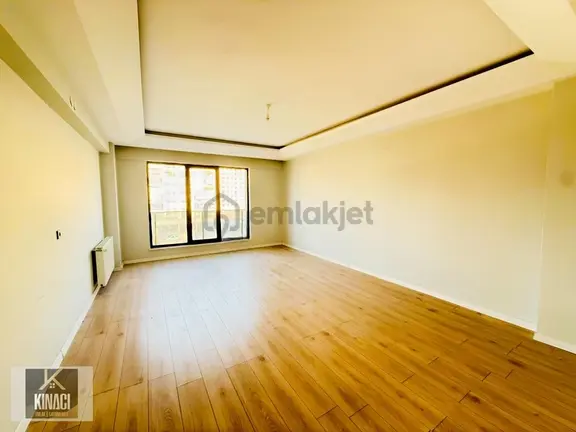 Tugay Kınacı'dan Yüzakı Bulvarın Da Kiralık 4+1 Ara Kat Daire 2